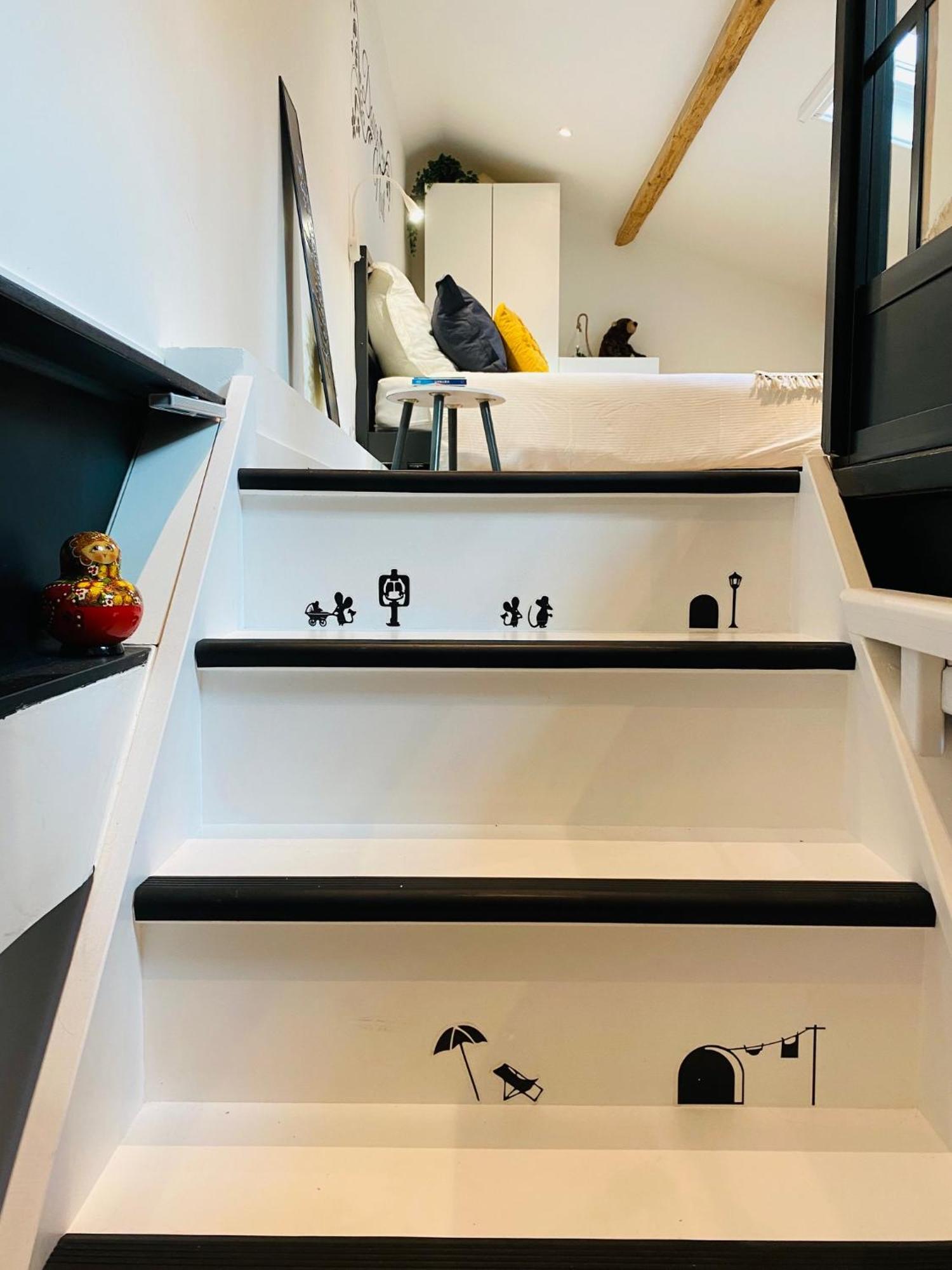 Douillet Et Coquet Appartement Climatise - Parking Prive Gratuit - Centre Montpellier Luaran gambar