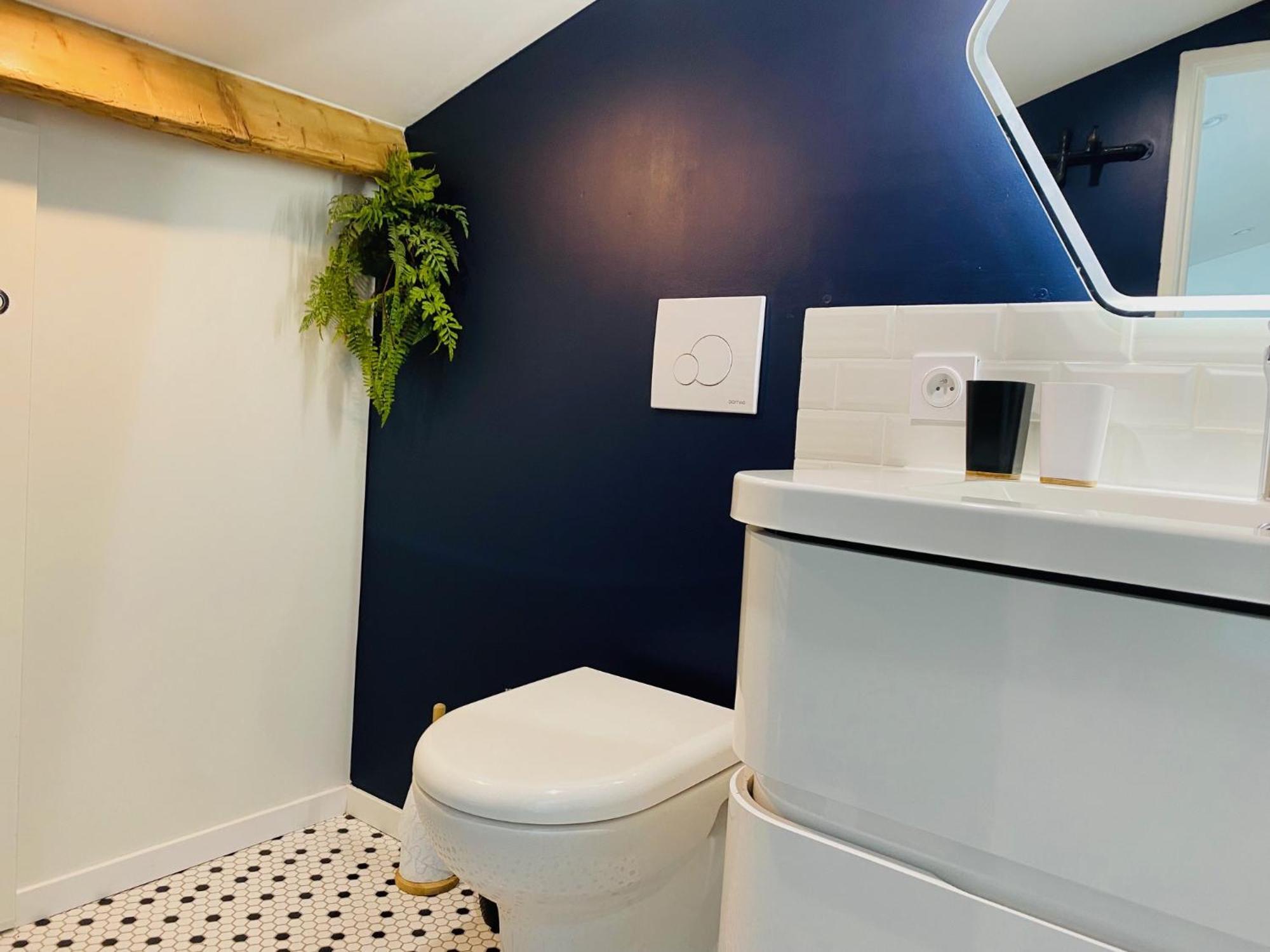 Douillet Et Coquet Appartement Climatise - Parking Prive Gratuit - Centre Montpellier Luaran gambar